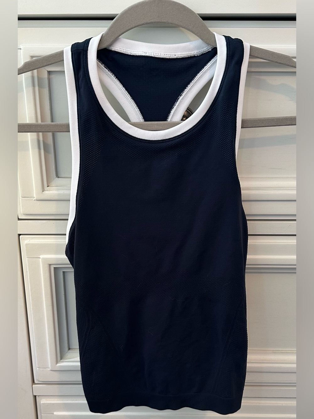 Athleta Momentum Seamless Racerback Tank Navy/White